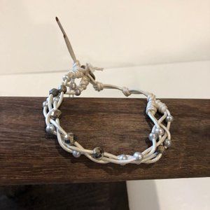 CHAN LUU GREY PEARL SINGLE STRAND BRACELET/PEARL LEATHER, BS-5539, NEW